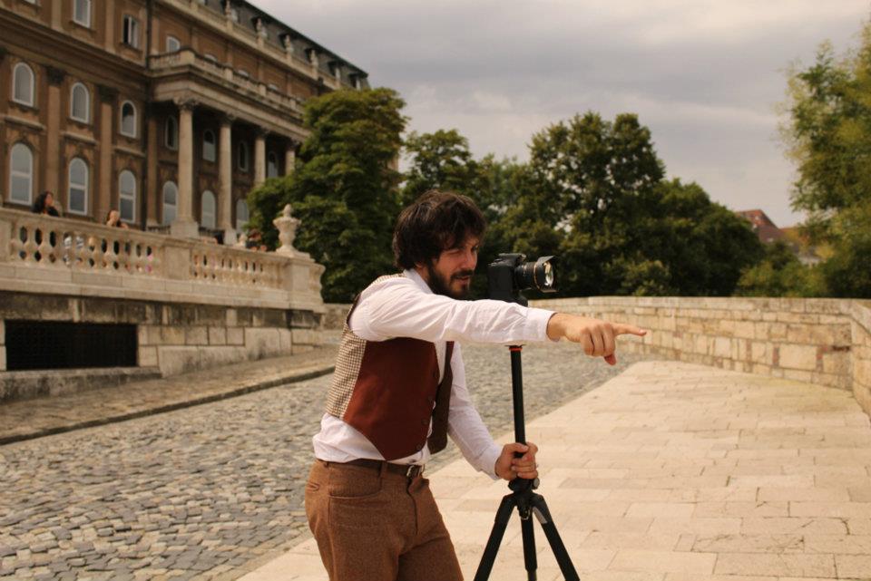 Shooting videos in Budapest.
photo: Isabelle Royet-Journoud
